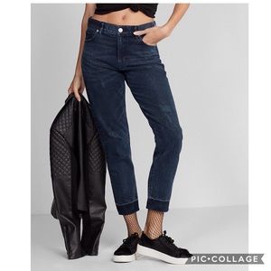 Express - NWT🔥High waisted dark wash vintage jean
